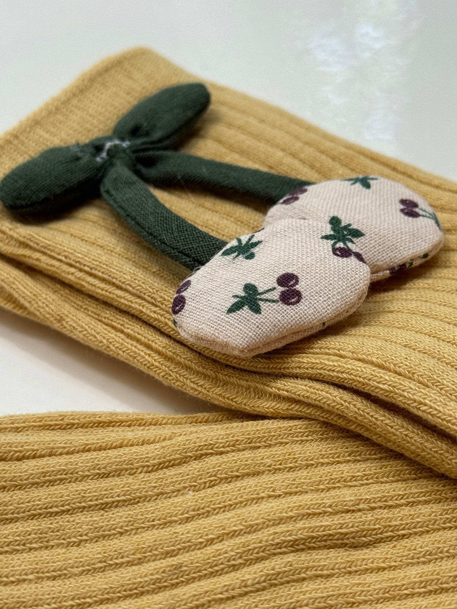 Media Moño Cereza OT48